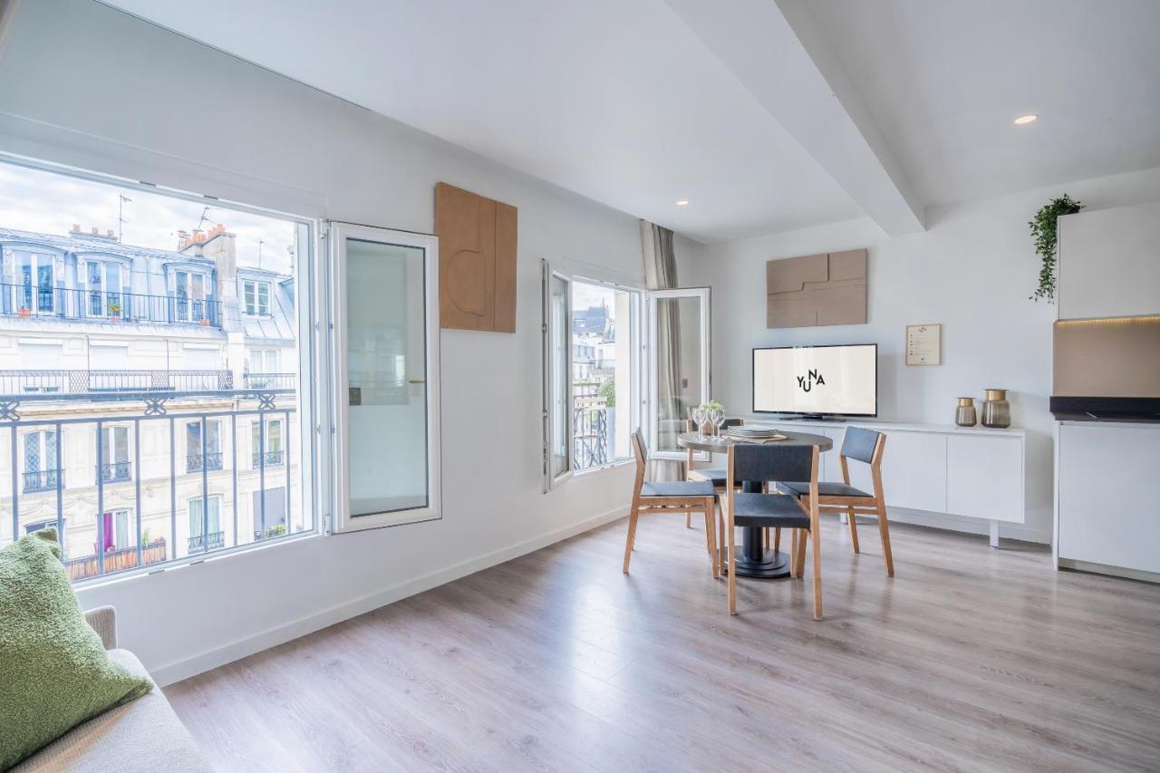 1 Bedroom Apartment Balcony City View 38m2