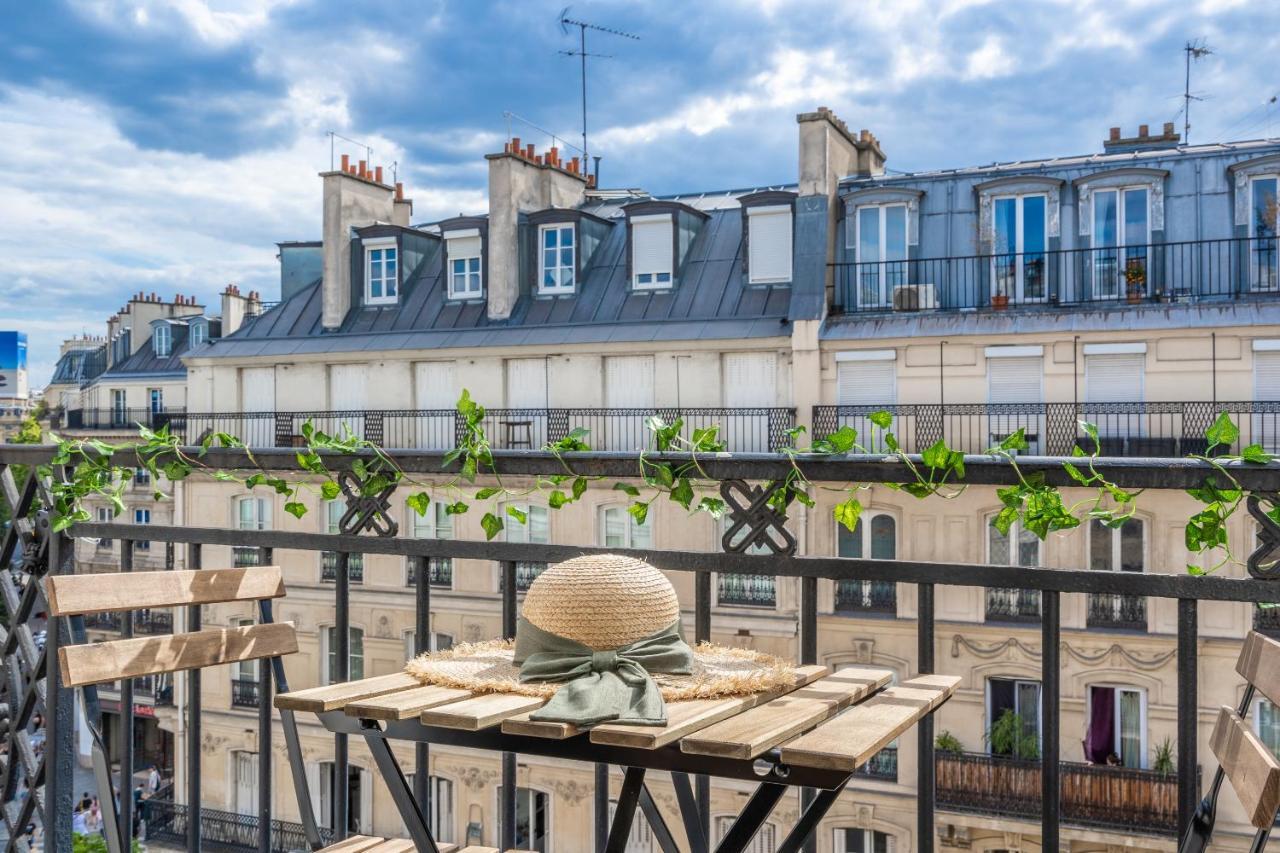 1 Bedroom Apartment Balcony City View 38m2