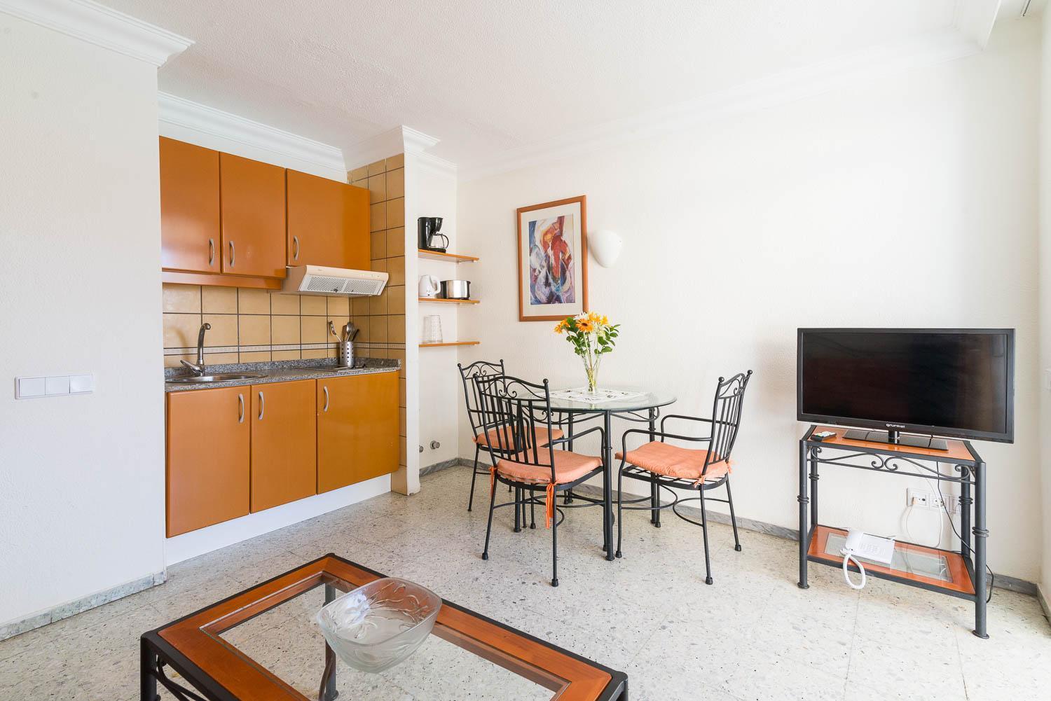 One-Bedroom Apartment