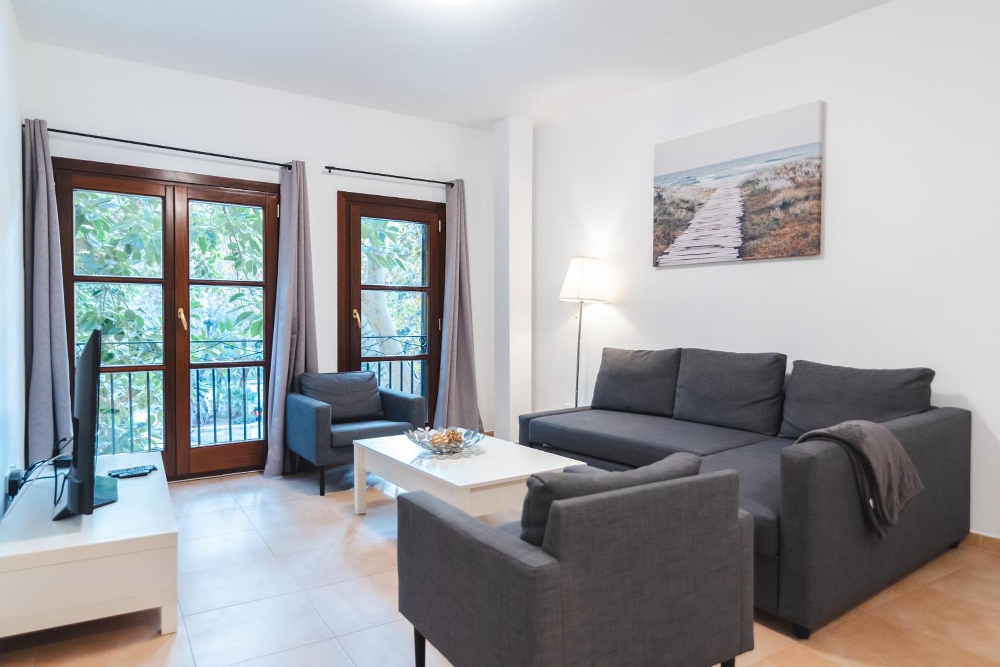 Deluxe Apartment