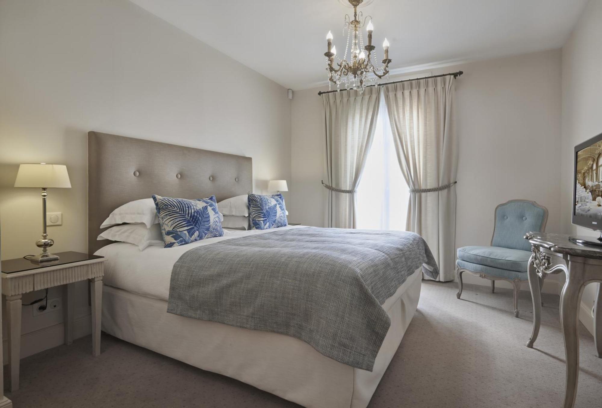 Two-Bedroom Apartment,1544680042:JPEG