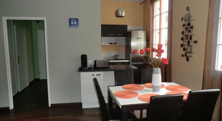 One Bedroom Apartment