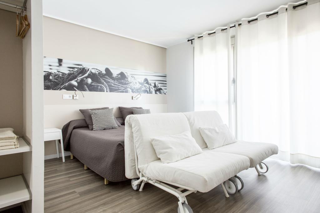 Studio Familial Exécutif (2 Adultes + 2 Enfants)