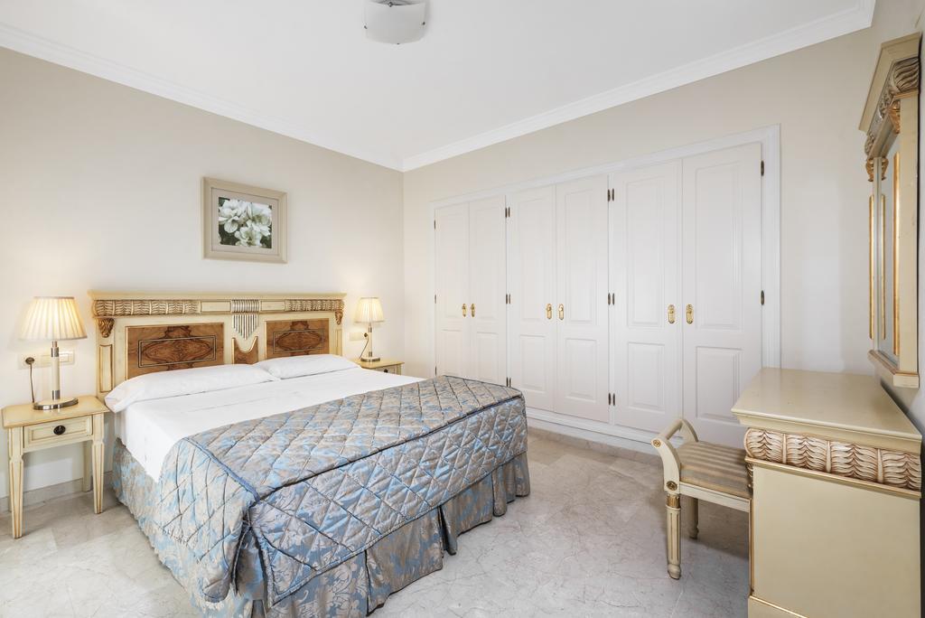 One-Bedroom Apartment (2 Adults),404313060:JPEG