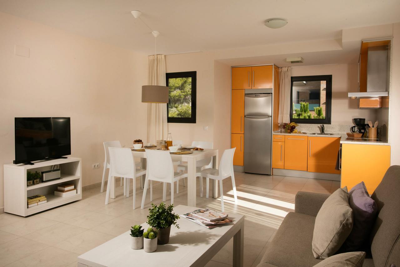 Appartement Supérieur 2 Chambres avec Grande Terrasse (2-6 Personnes)