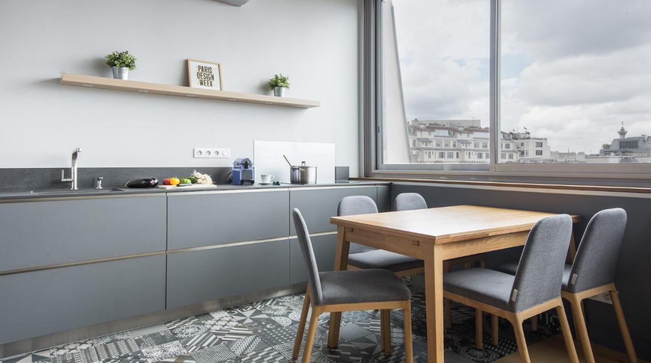 Loft With Panoramic View,758845705:JPEG
