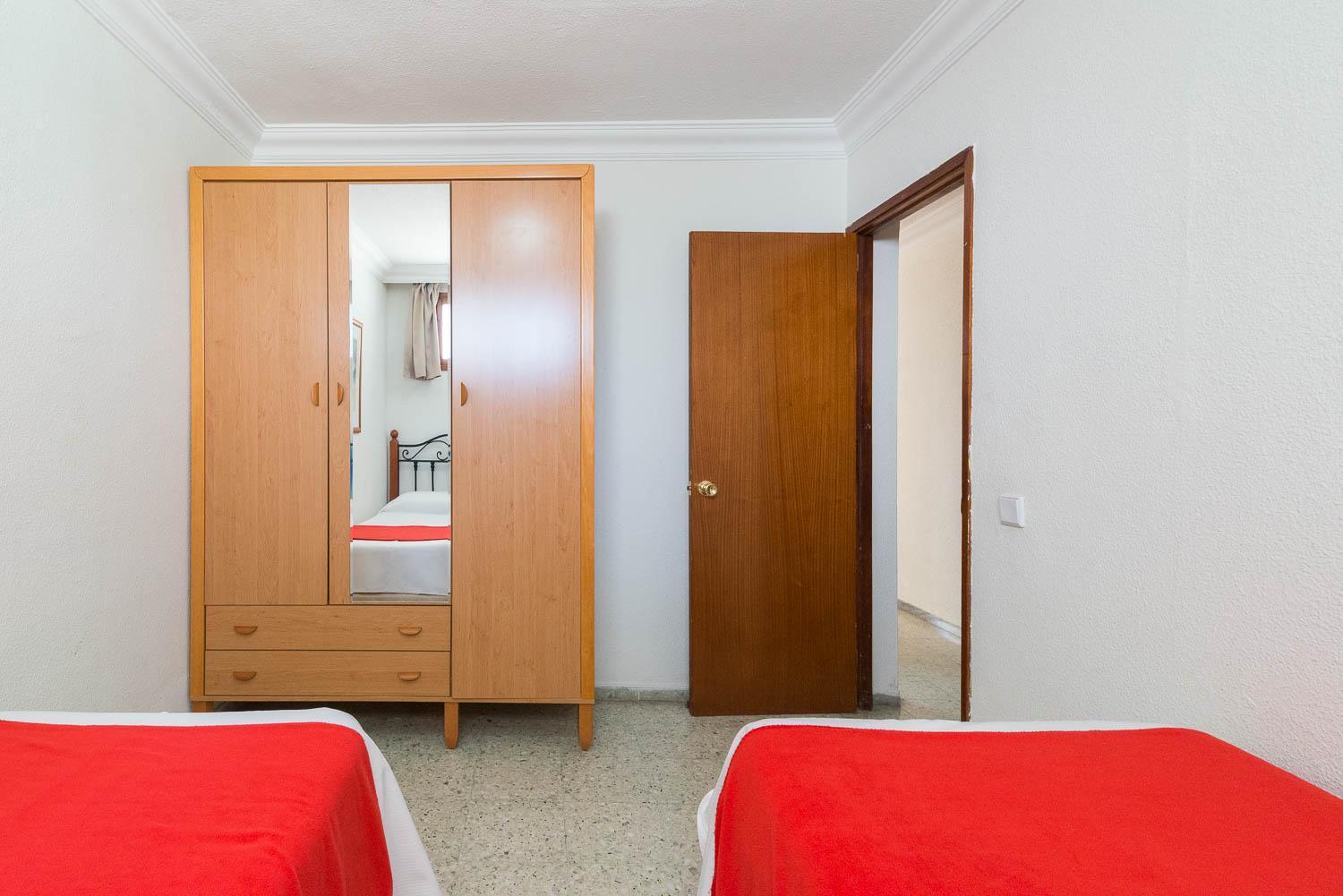 One-Bedroom Apartment,938414227:JPEG