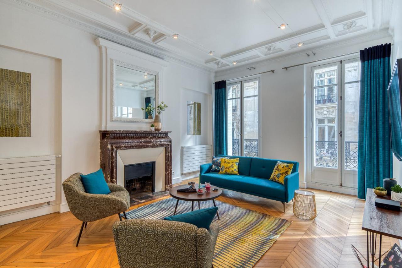 Two-Bedroom Apartment,941696386:JPEG