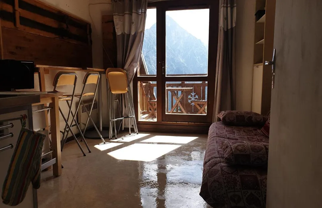 Studio Ski Apartment-1