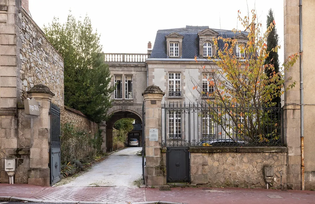 Villa Beaupeyrat Appart-hotel-1