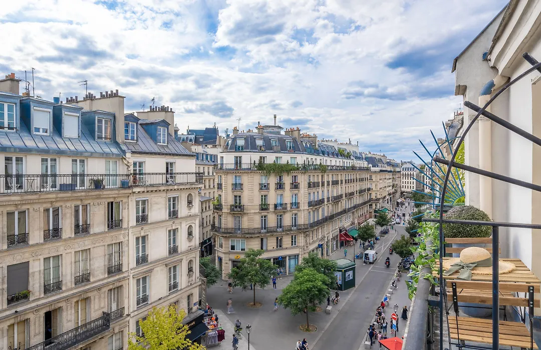 Yuna Les Halles-1