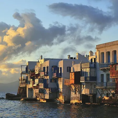 Little Venice Suites (Adults Only)-2