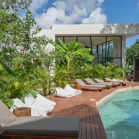 Jade Tulum-2