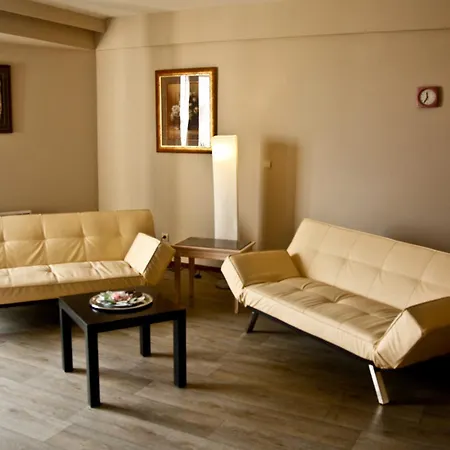 Ambassador Suites Antwerp-3