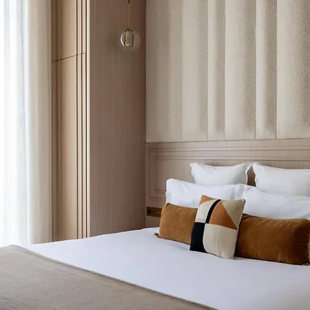 HIGHSTAY - Luxury Serviced Apartments - Louvre-2