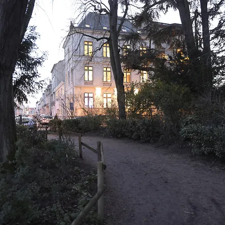 Residence De Tourisme Central Parc Tours-3