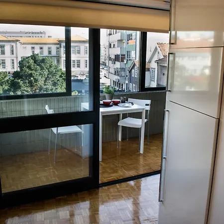 Low Cost Tourist Apartments - Casa Da Musica-3