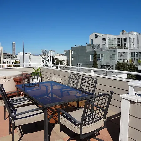 Sumner House - 2 Bedroom Apartment-3