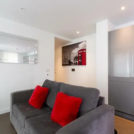 Luxury Central London Apartment-2