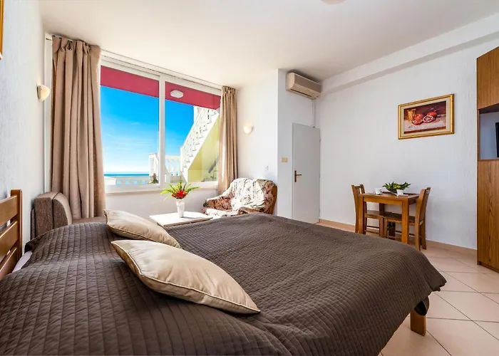 Amazing View Apartment And Rooms Dragan