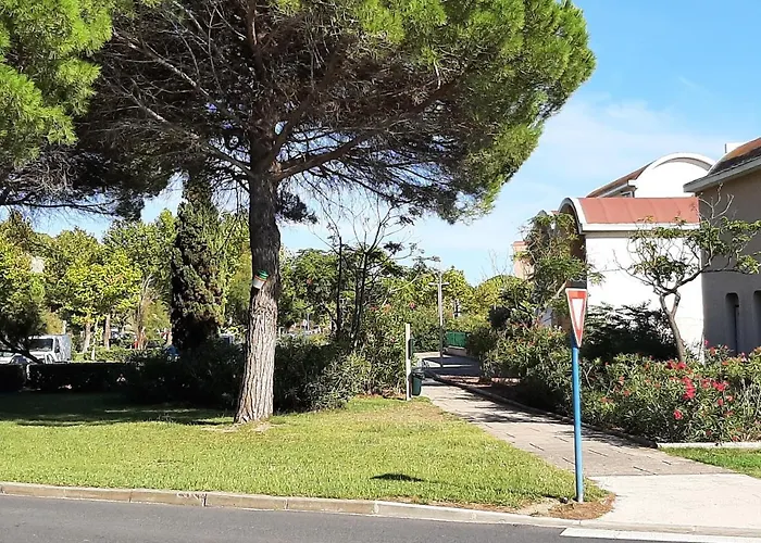 Entre port et village