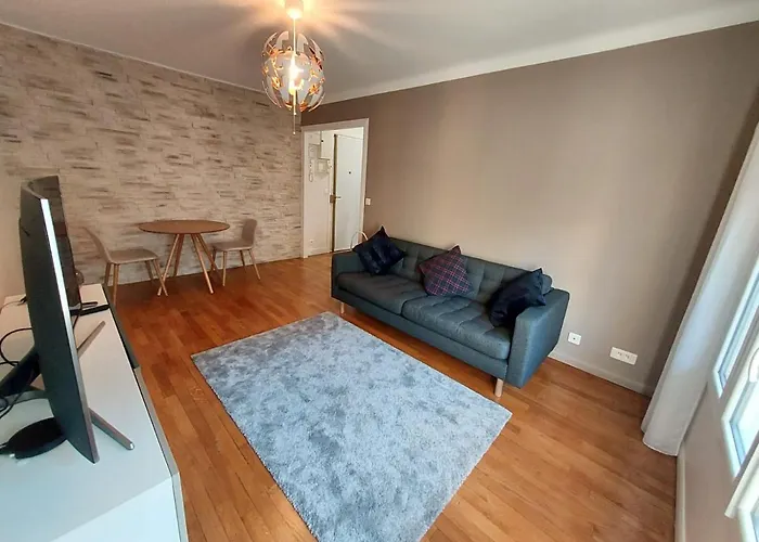 Bel appartement 2 pièces, sortie de métro ligne 8