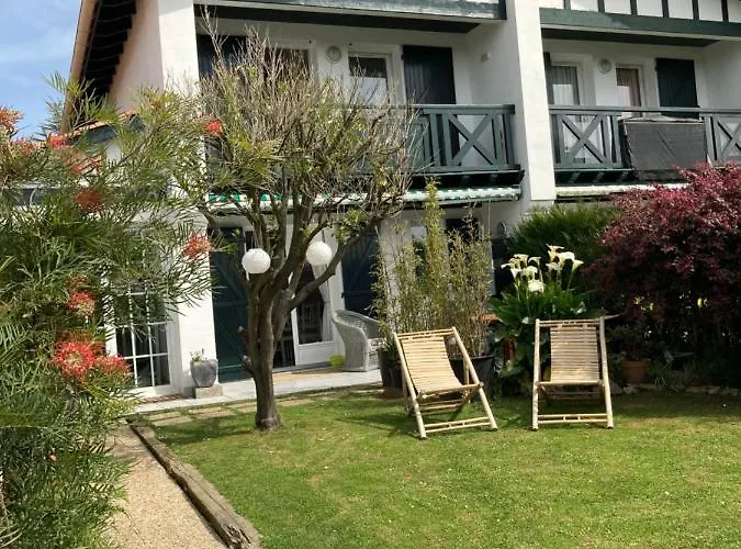 Maison A Hendaye Plage, 5 Pieces, 5 Personnes, Jardin, Piscine, Tennis