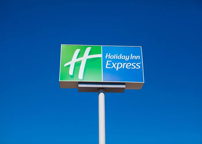 Holiday Inn Express Toulon - Est By Ihg