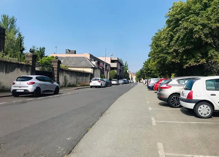Location F1 neuf centre historique Riom (63) - Puy-de-Dôme, Auvergne
