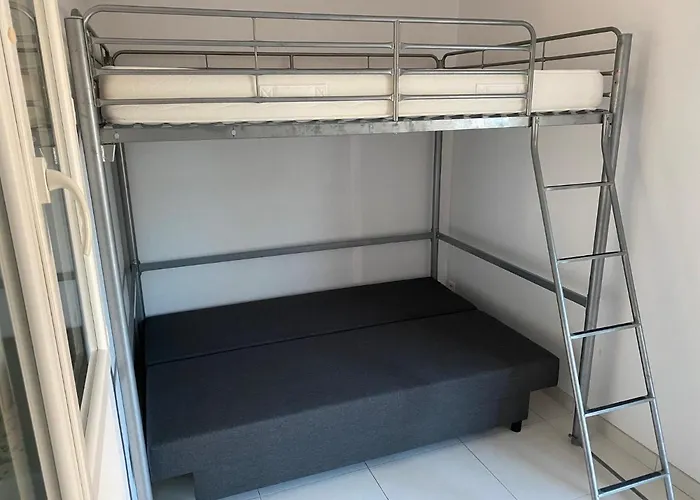 Appart 2ème ligne vue mer, 2 chambres, clim, internet, parking