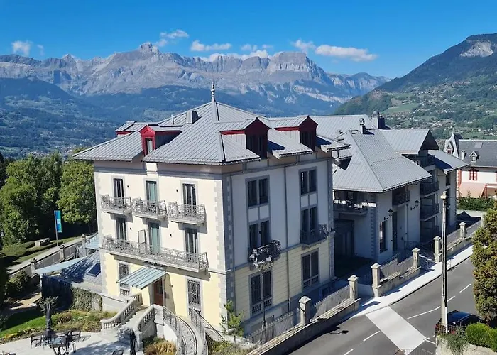 Nid douillet proche des pistes avec vue montagne