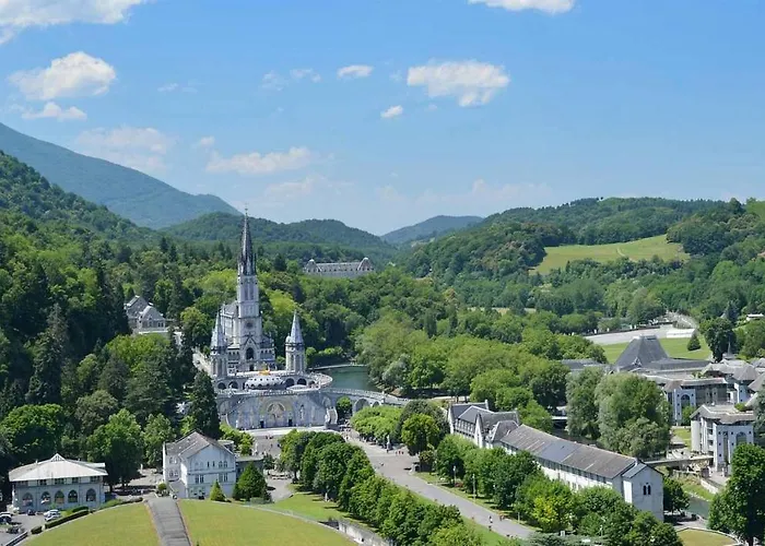 Family Saint Vincent - Studio 2 Pers - 100m gare Lourdes - WIFI