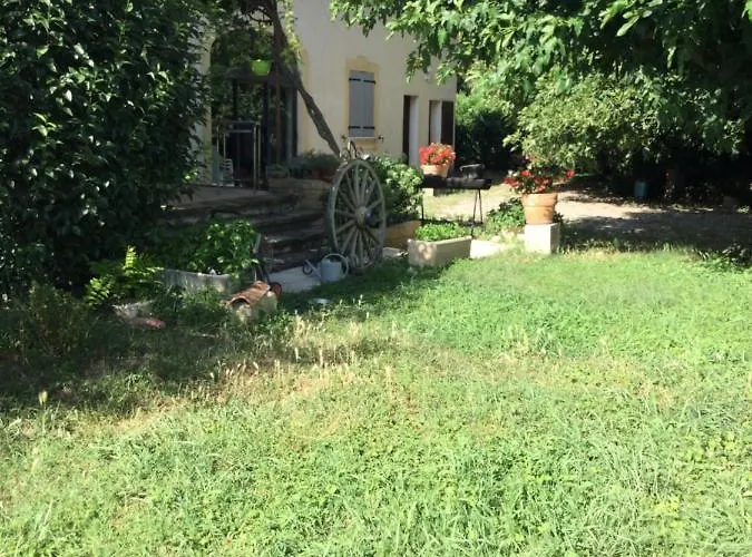 Appartement dans un mas provencal
