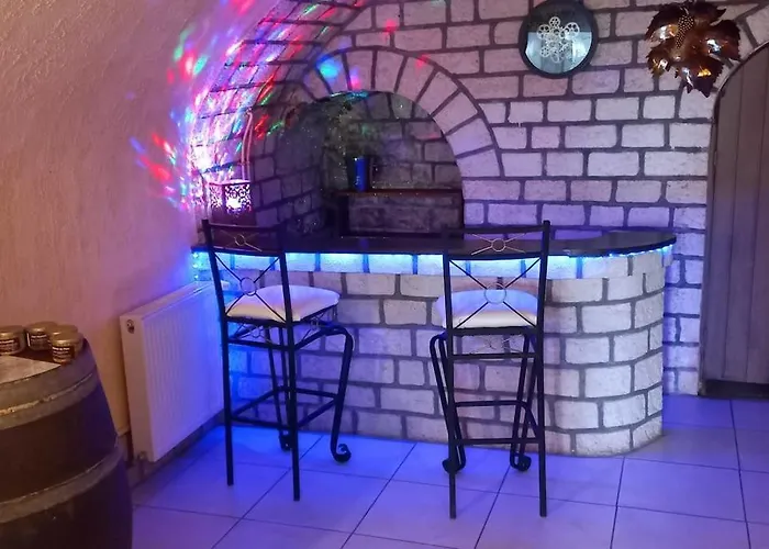 Le Nid - Amboise gîte semi troglodyte