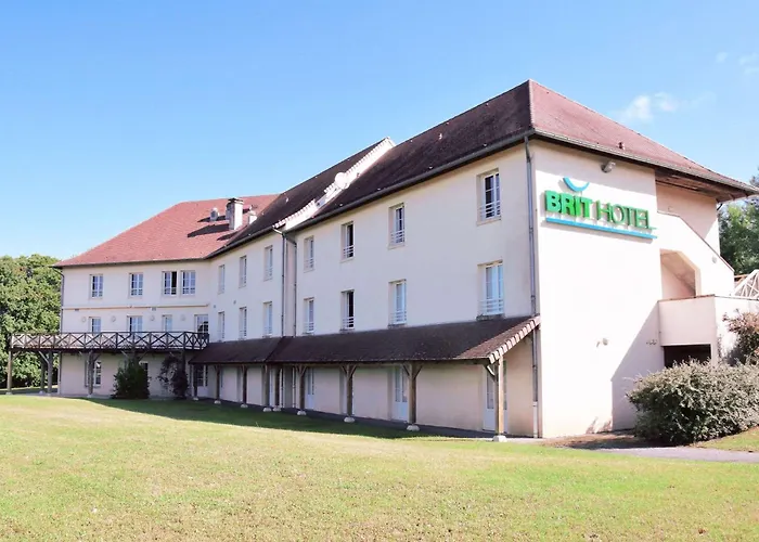 Hôtel pour familles: Brit Hôtel Confort - La Tour Blanche
