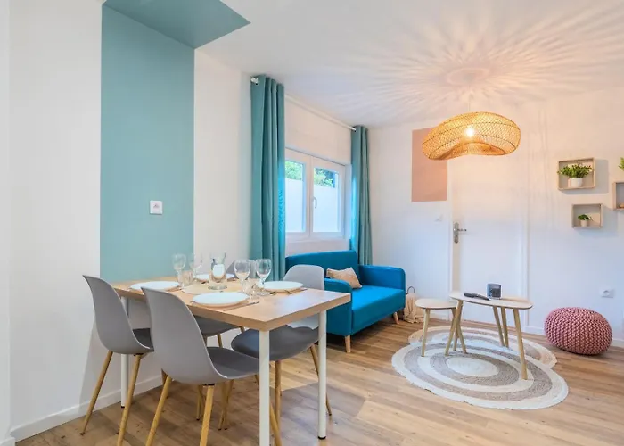 1 Bedroom Apartment Near Tram, Chr + Parking