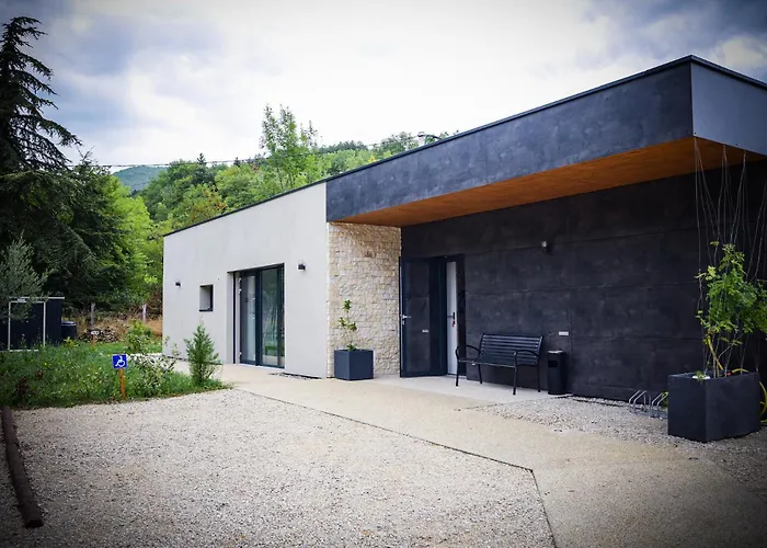 Moulinas - Studio de Rêve avec Jardin - 5 étoiles