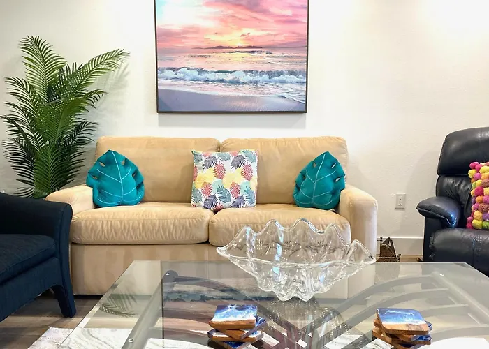 Minutes To Sanibel With Heated Pool, Tennis And Beach Gear