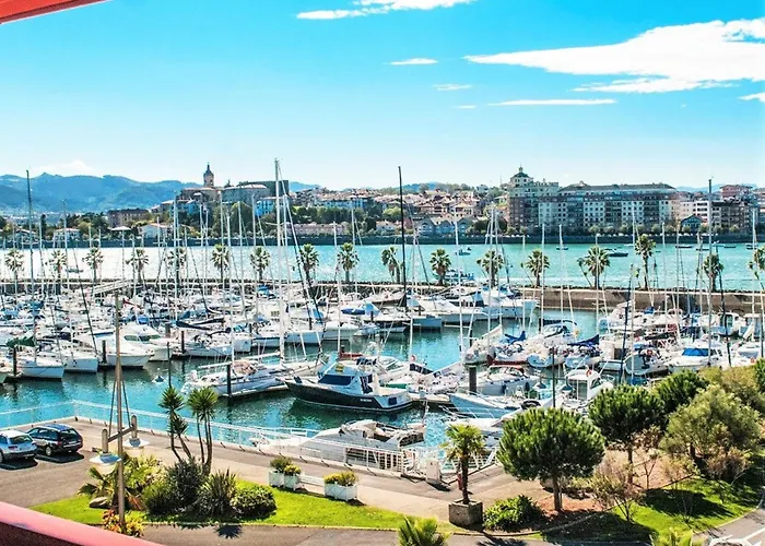 Appartement Rustique Face A La Mer A Hendaye Avec Balcon - Fr-1-2-294