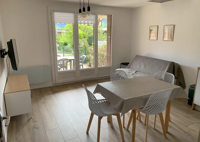 Agréable T2 en rez de jardin à 2 pas du plan d'eau