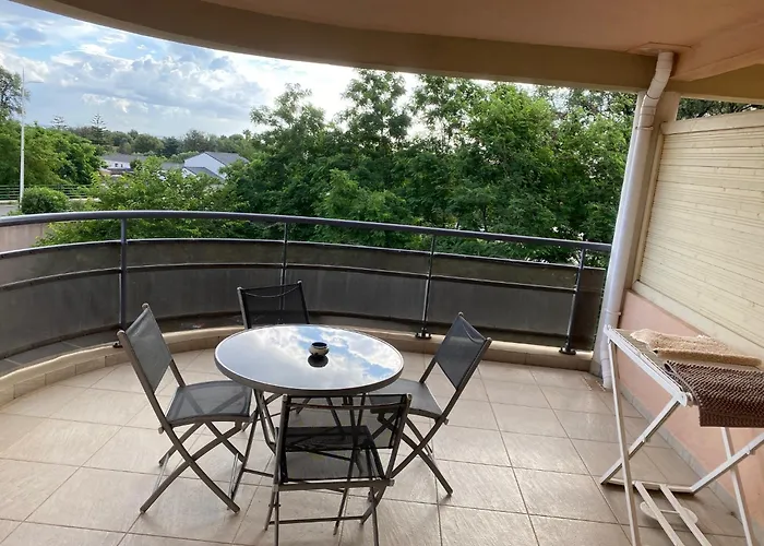 Superbe appartement avec parking privé, proche commerces et mer