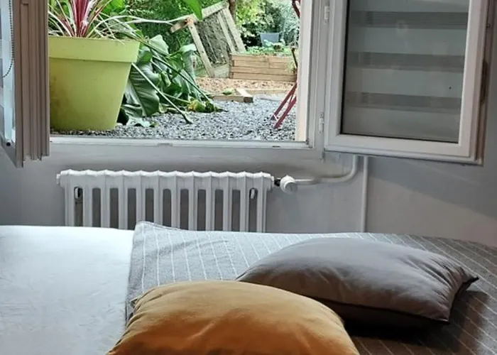 Chambre indépendante chez l'habitant avec salle de bain privée