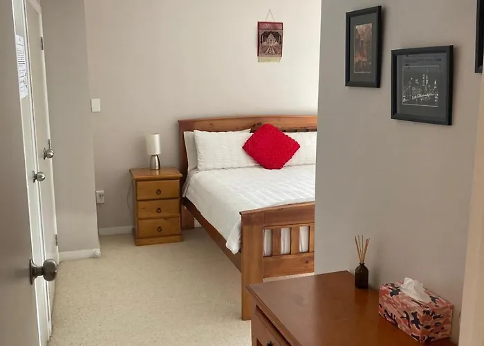 Joe & Mary'S Comfy Homestay Room
