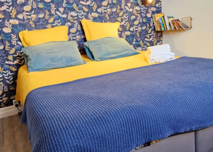 Appartement Loire et Château, Hyper Centre, vue Loire, Linge inclus, 3ème étage