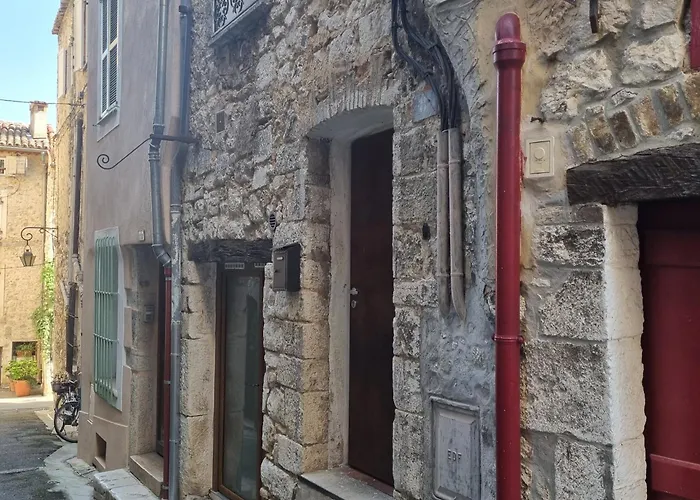 Vence... un goût d'ailleurs