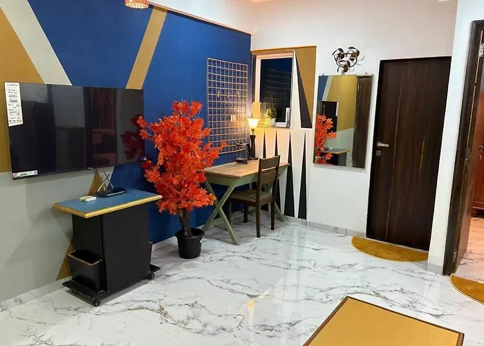 Modern 1Bhk Retreat At Waroda Road, Bandra 203