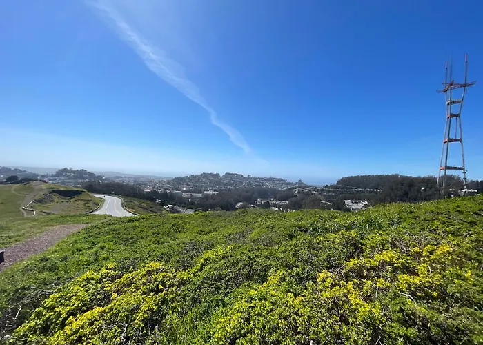 Remodeled Private Master Suite - Walkable To Muni, Mall & Parks