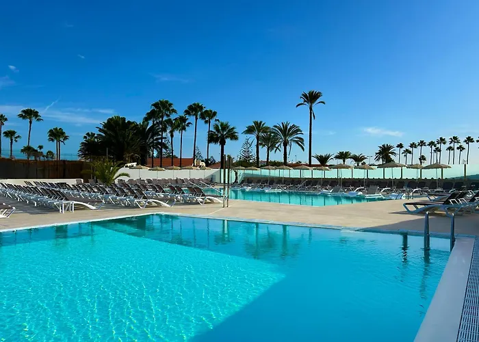 Hl Miraflor Suites