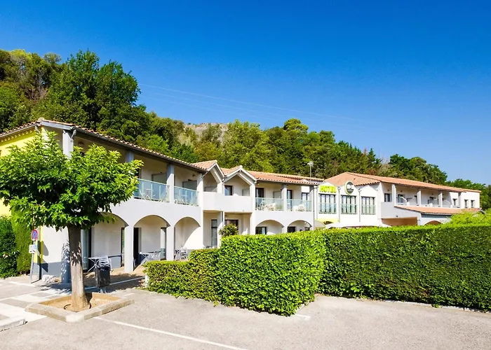 B&B HOTEL Villeneuve Loubet Village