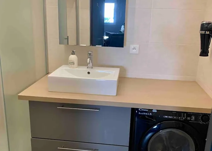 Charmant T3 avec jardin et piscine